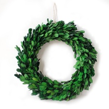 Wholesale Christmas Preserved Boxwood Wreaths and Greenery Garlands