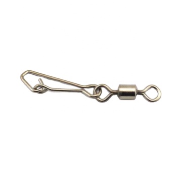 Rolling Swivel with Hooked Snap: Essential Accessory for Carp Fishing Tackle
