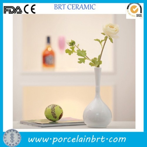 Home decor fashion furnishing article white Ceramic Vases Wholesale