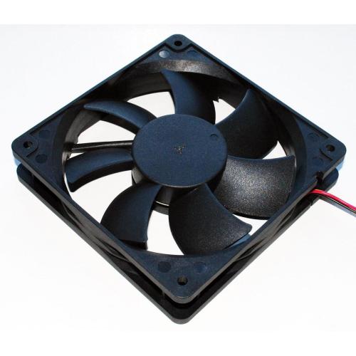 Moulage par injection de plastique pour produire un moule de ventilateur multifonctionnel