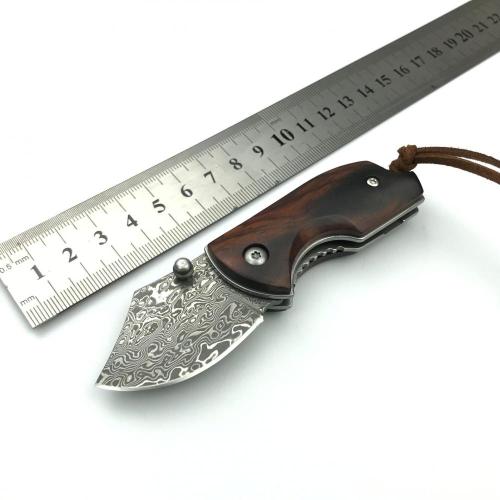 Handgefertigtes kleines Jagdmesser aus Damast