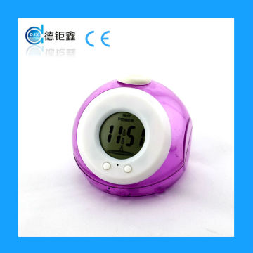 2015 promotional mini water battery clock
