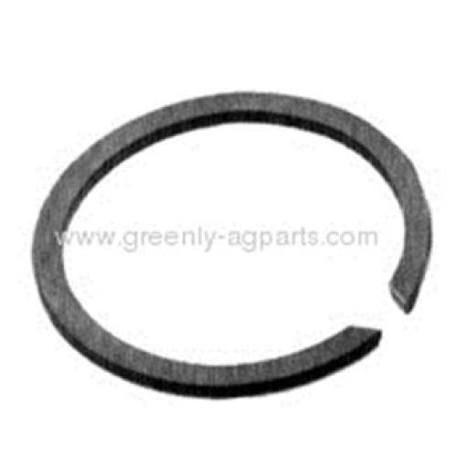 JD32184 G001 06-050-001 Snap ring for hipper housing