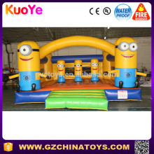 Wholesale cheap kids minion inflatable bouncy castle with blowers for sale