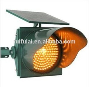 Yellow Flashing Solar Energy Warning Traffic Light