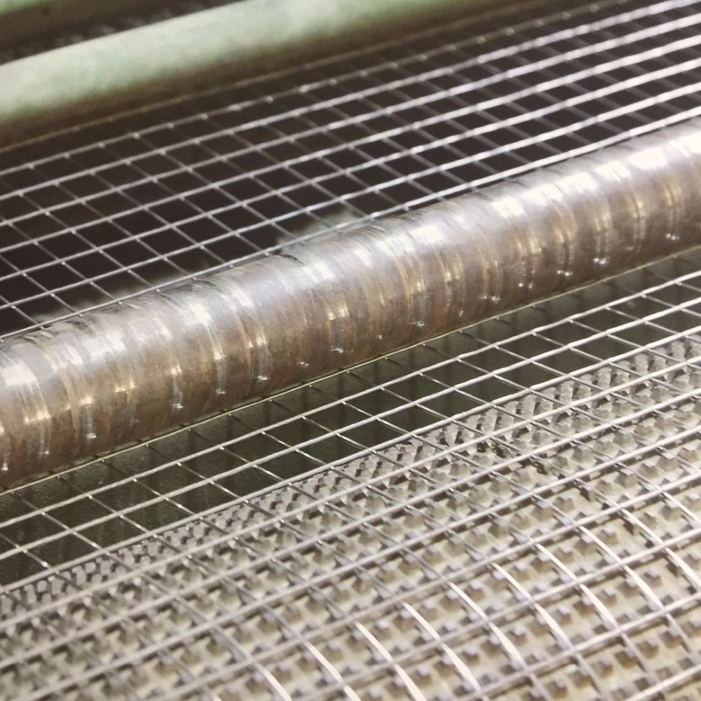 galvanized welded wire mesh for fence panel,rabbit cage welded mesh,bird cage