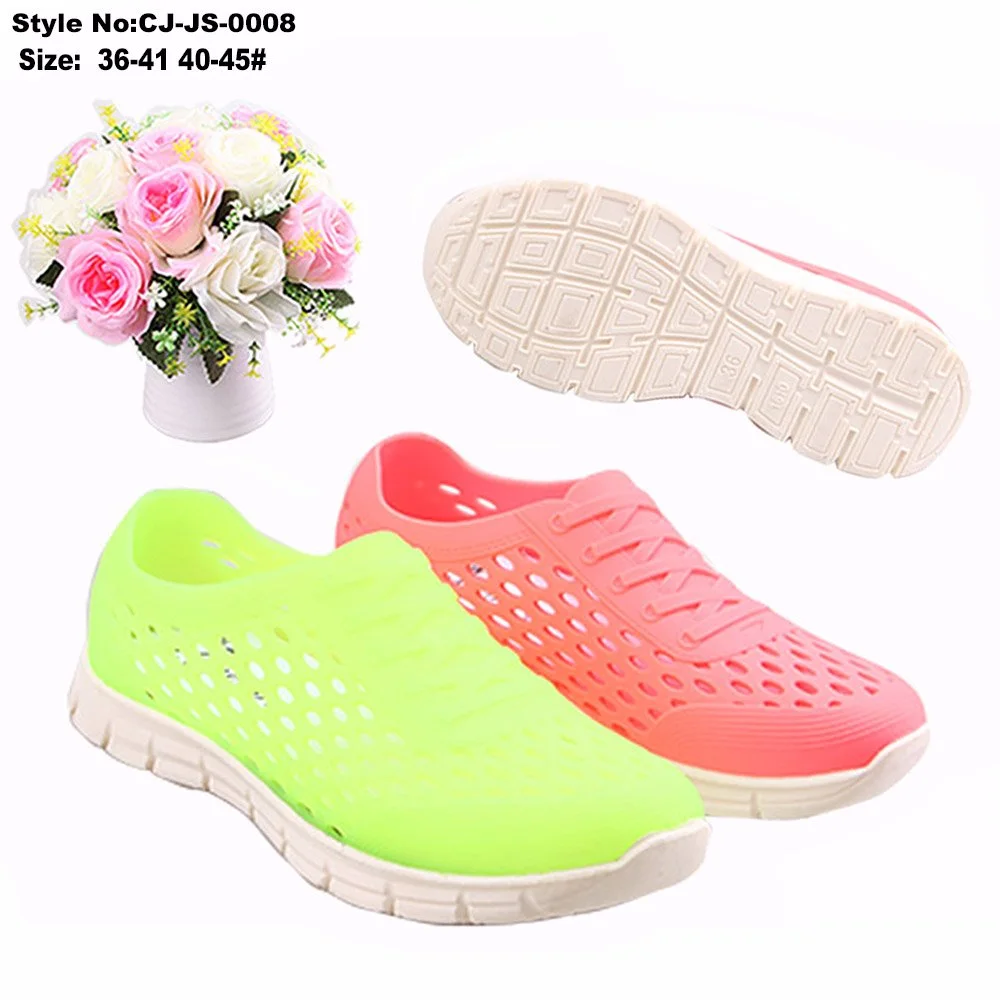 China Beautiful EVA Garden Shoes Clog Shoes for Women Men