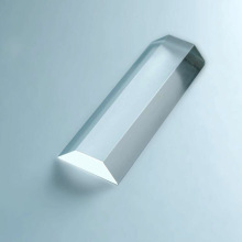 Prisma trapezoidal de vidrio personalizado Dove Prismas