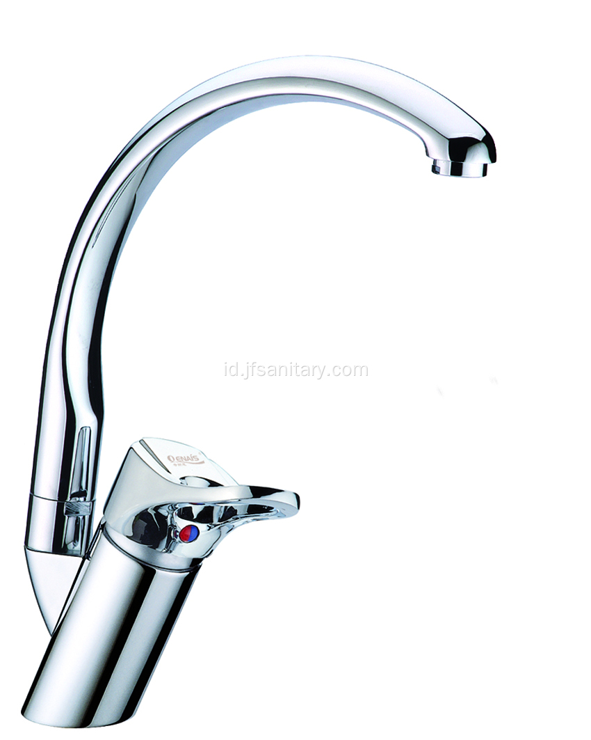 Gooseneck kitchen sink faucet kuningan dengan fungsi putar