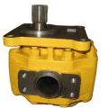 07442-71102 Pompa dello sterzo Assy adatto a Dozer D355A-5