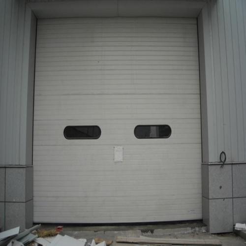 Aluminum alloy overhead sectional door