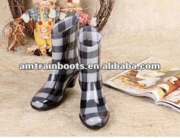cheap women's pvc rain boot
