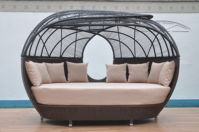 Wicker Daybed