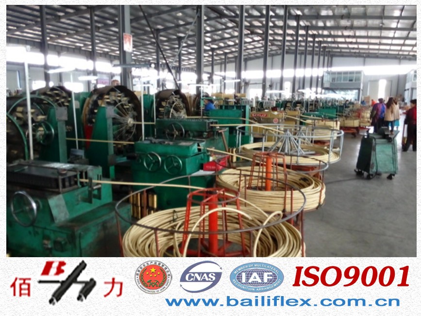 Smooth hydraulic hose EN 853 1SN - SAE 100 R1AT - ISO 1436-1 1SN/R1AT