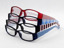 2014 Fashion New Slim Reading Glasses with Case Wholesale