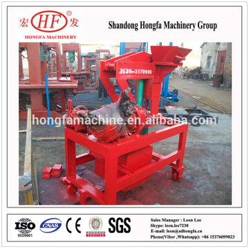 Low cost lego hydraulic brick making machine