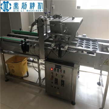 Hamburger Sesame Duster Machine: Bakery Bread Sprinkling Equipment