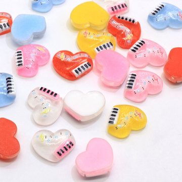 Fournir des couleurs assorties résine beau coeur Piano Notes dos plat charmes bricolage artisanat Cabochons pour enfants Scrapbook accessoire