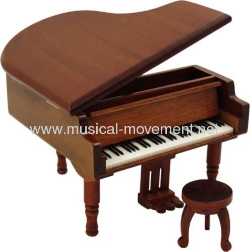 18 catatan kayu Piano