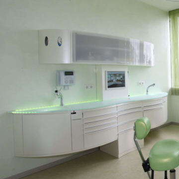 Dental bench for orthodontics