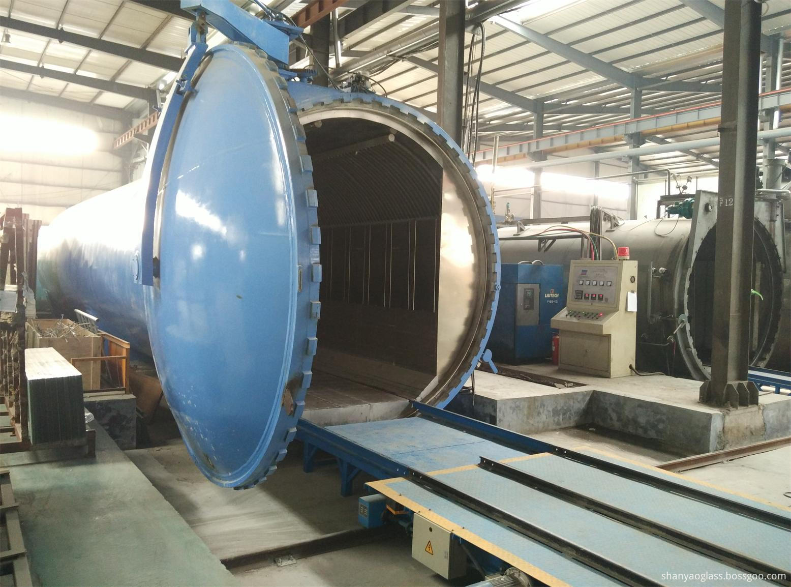 Autoclaves laminated glass