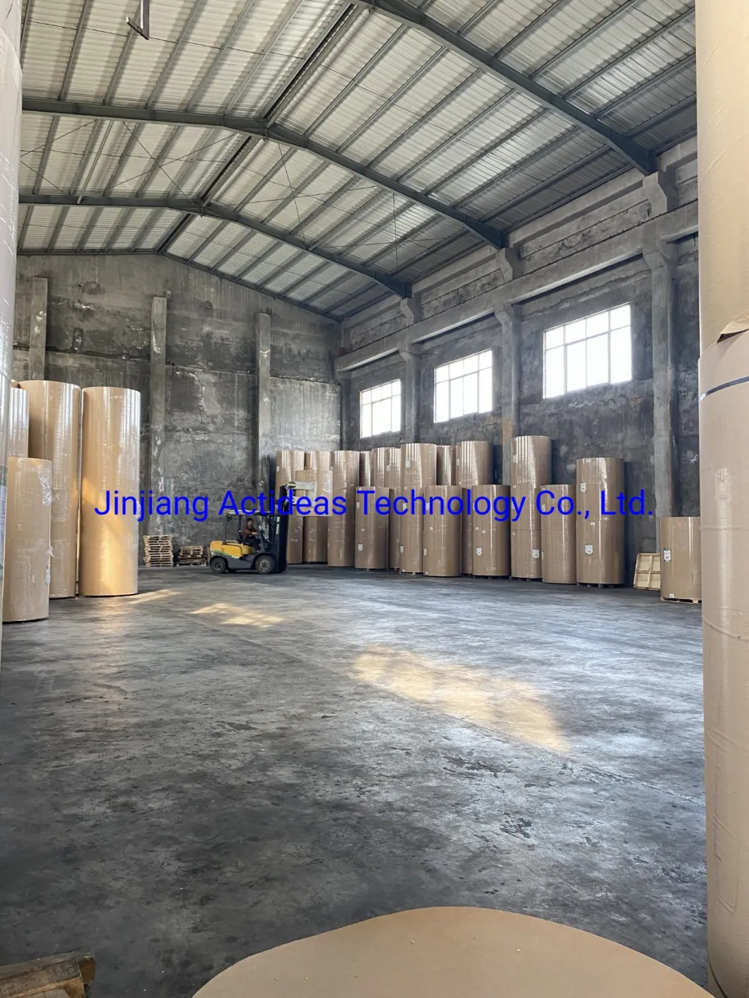 Virgin Wood Pulp 610mm 860mm Kraft Paper for Shopping Bags