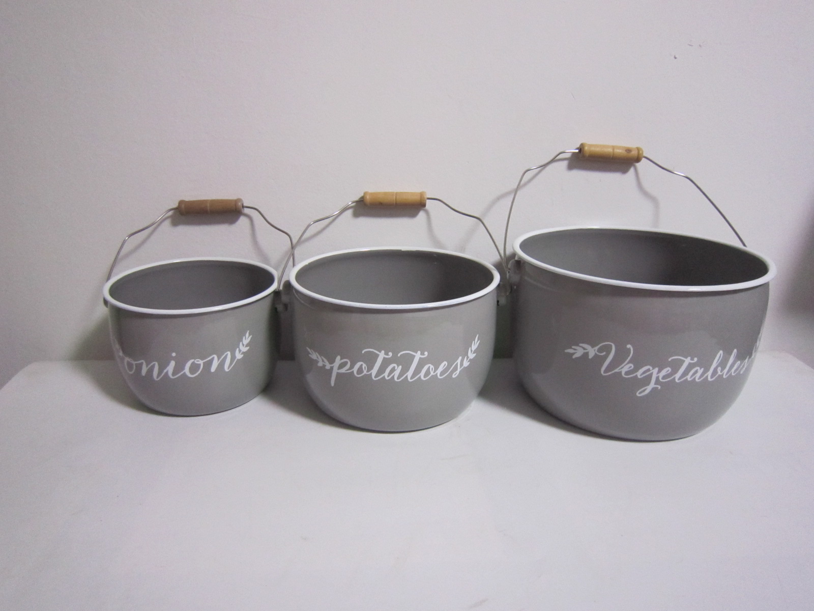 Enamel Coating Storage Pot Set Potato Pot Onion Pot with Pail