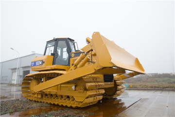 SEM 816LGP Swamp Bulldozers