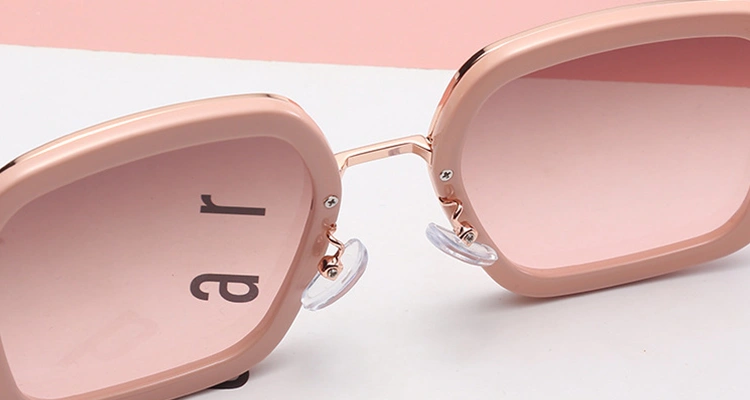 2021 Fashionable Customized Logo Metal Oversized Frame UV400 Men Women Sunglasses