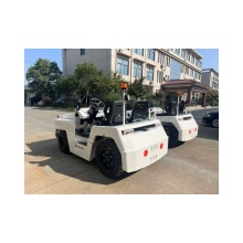 Airport Baggage Towing Tractors: 2T, 2.5T, 3T Diesel Equipment