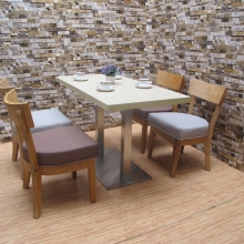 Customized Solid Wood Outdoor Commercial Cafe and Restaurant Tables