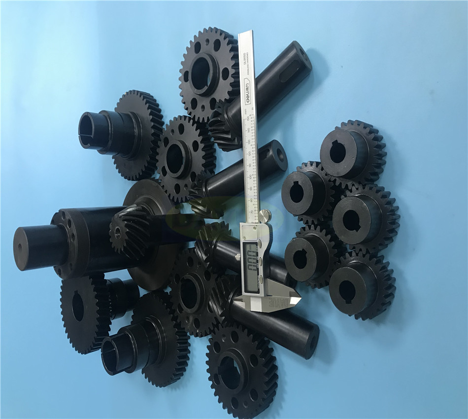 Custom Input Shaft and grinding Output Gear Shaft Manufacturer in China