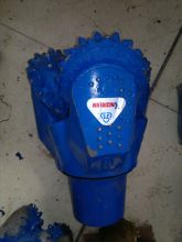 supplying roller bit