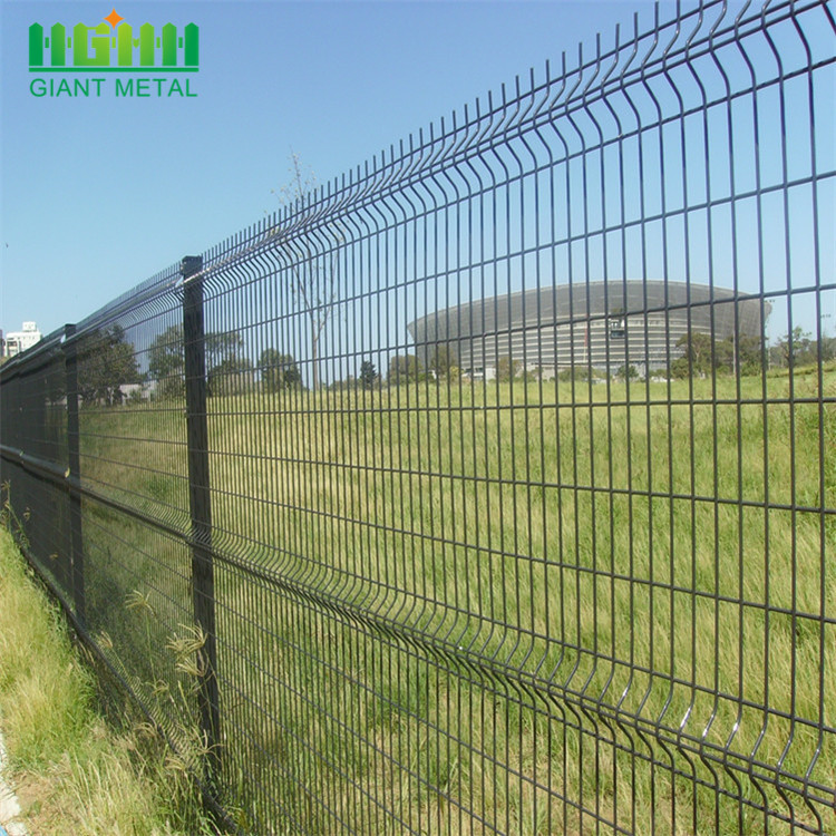 Hebei Giant Black PVC Coated Triangle Bending Fence