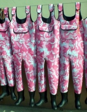 Top quality nice design neoprene pink camo neoprene fishing wader