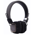 Vente en gros OEM sur l&#39;oreille casque bluetooth de studio