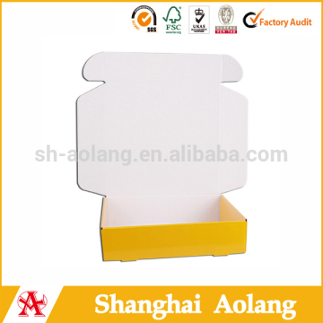 corrugated cardboard shipping boxes