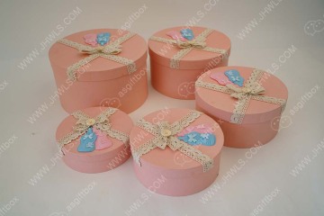 Bow pink box gift box