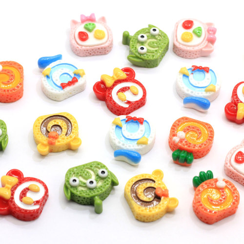 Cartoon Cake Biscuit Resina Charms Simulazione Cibo Decorazioni fatte a mano per Key Chai Bambini Casa delle bambole Giocattoli Ornamento per la casa