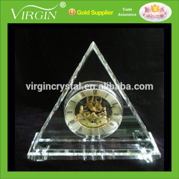 Hot sale crystal glass golden skeleton pyramid clock