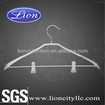 LEC-M5046 PVC coated metal hanger, hanger with clips, coated hanger