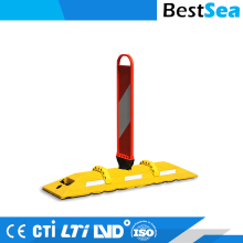 Plastic traffic road divider, wholesale lane dividers