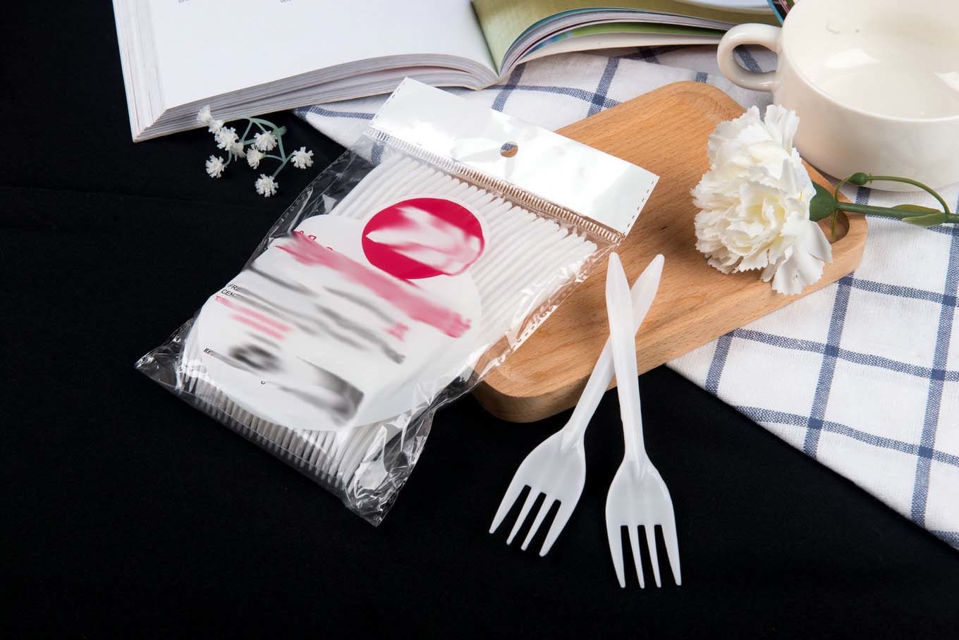 PP Plastic Fork Cutlery Set in White Clear Black Color