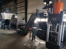 Vertical Aluminum Chip Crushing Material Pressing Machine