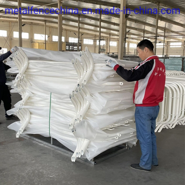 Hot Dipped Galvanized Then Painted White Crowd Control Barrier for Qatar.