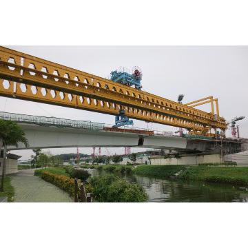 segmental assembly bridge girder launcher