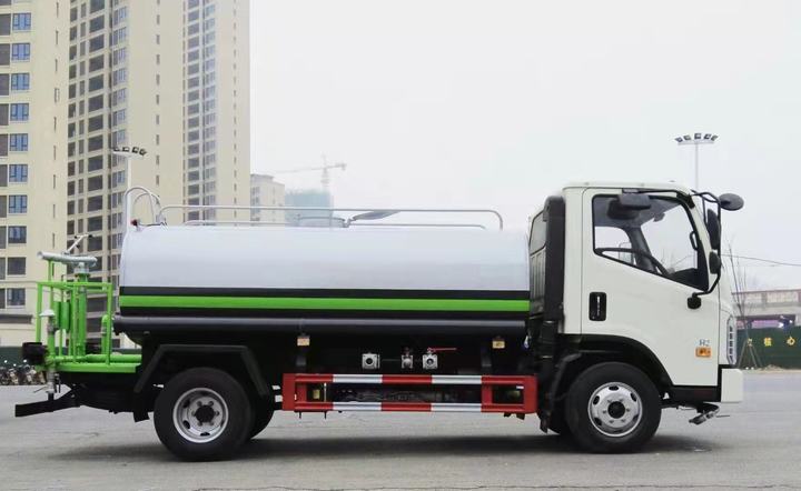 فوتون 4 × 2 شاحنة نقل المياه الفولاذ المقاوم للصدأ