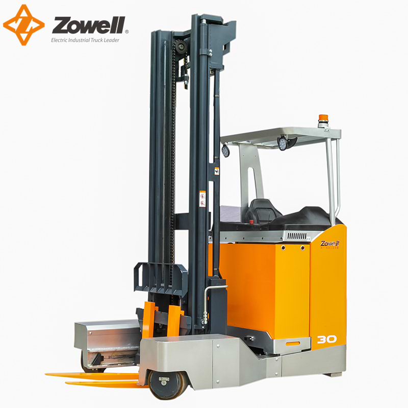 Carrello elevatore direzionale completo da 3 tonnellate