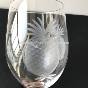 Gobelet en verre gravé/verre à vin