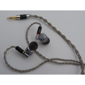 Earphone HiFi untuk Musisi dengan Earbud MMCX yang Dapat Dilepas